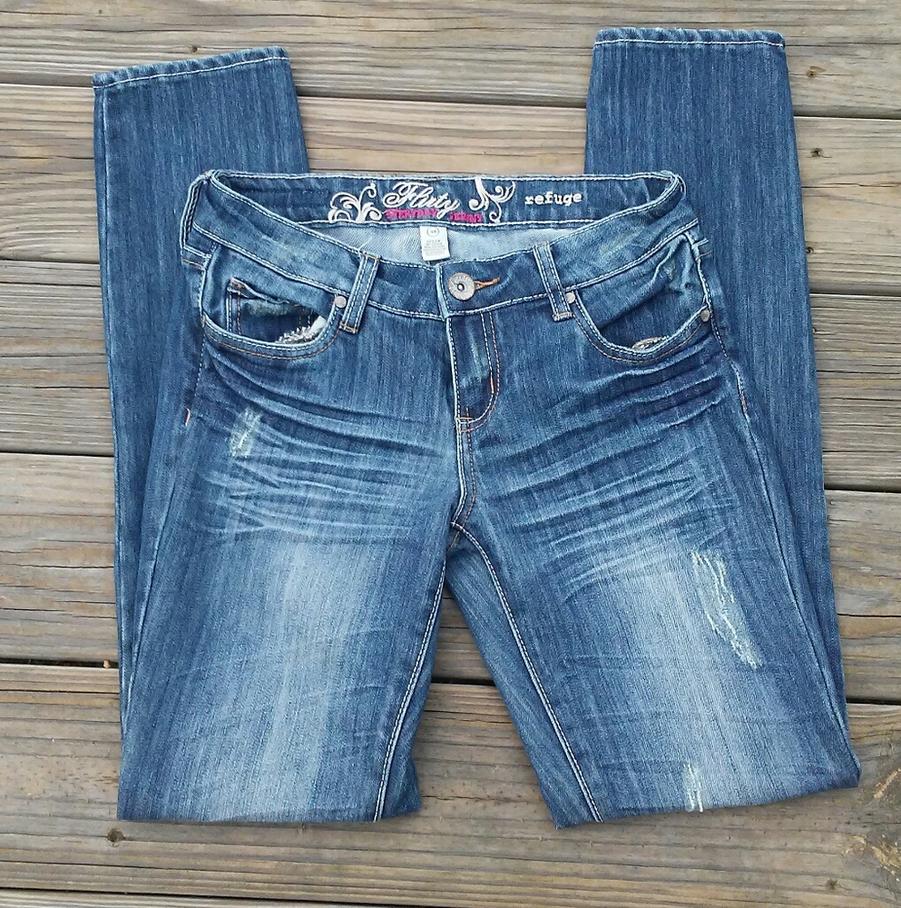 Refuge Flirty everyday skinny jeans size 4R